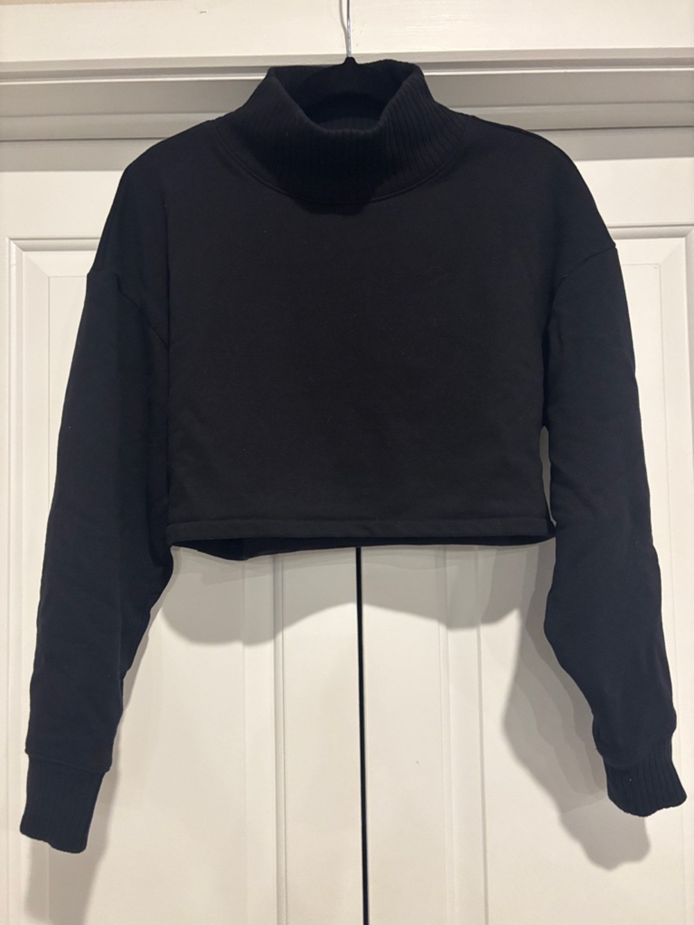 ALO Yoga Cropped Serenity Coverup